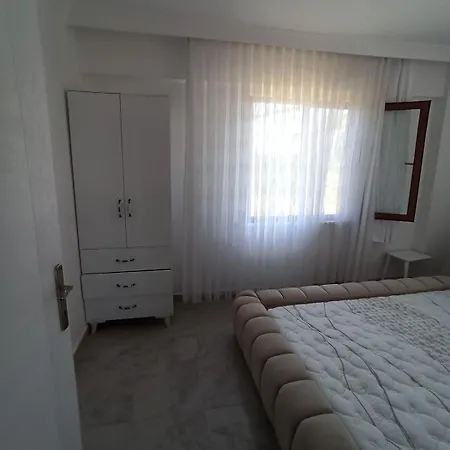 Villa Kandira Villam *