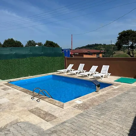 Villa Kandira Villam *