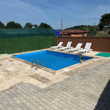 Villa Kandira Villam *